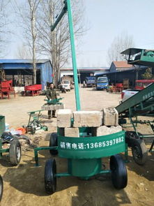 高效節(jié)能 空心磚抱磚機在水泥磚生產(chǎn)中的關(guān)鍵作用